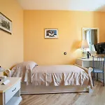 Hotel Peristil