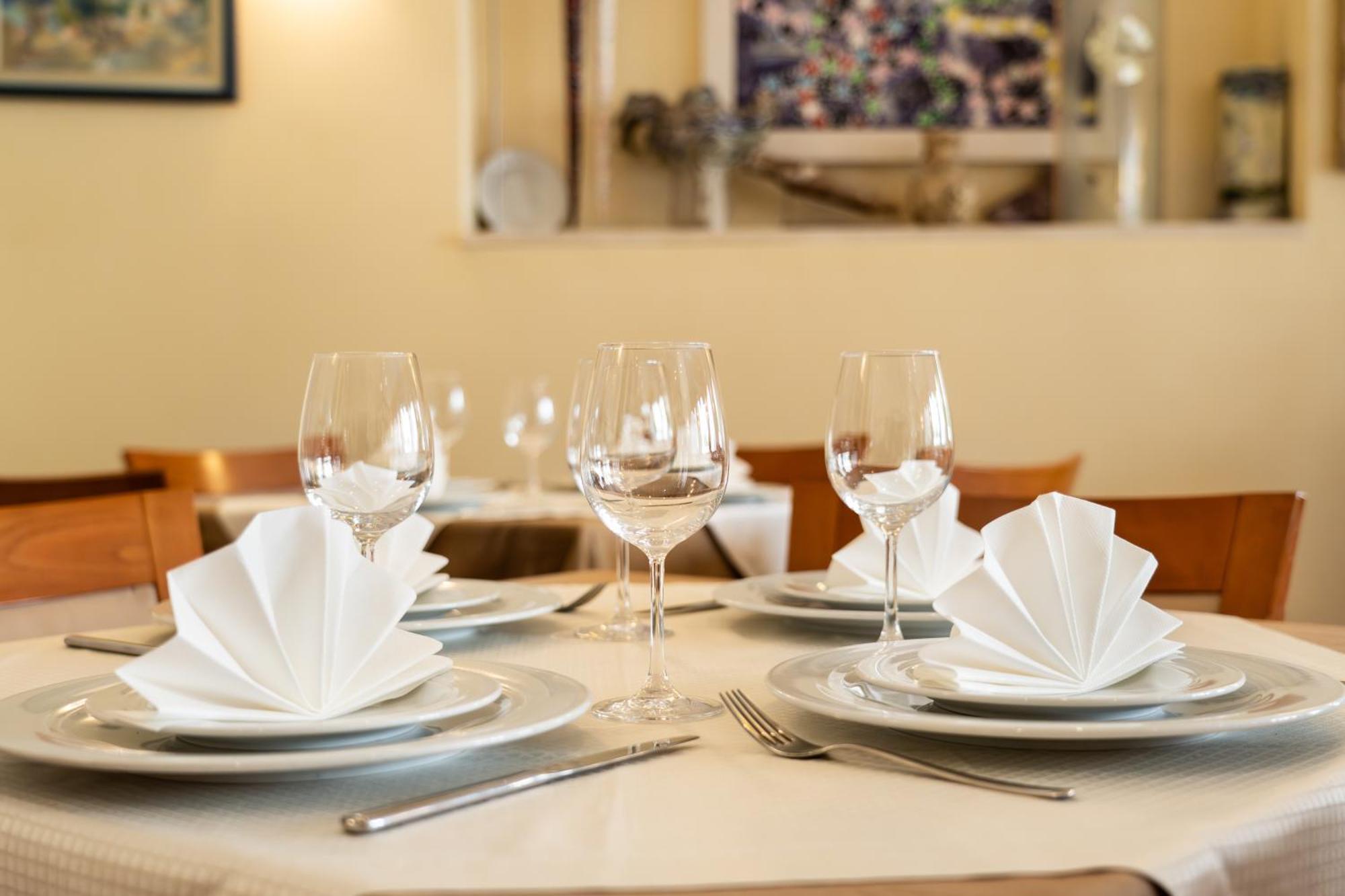 Hotel Peristil
