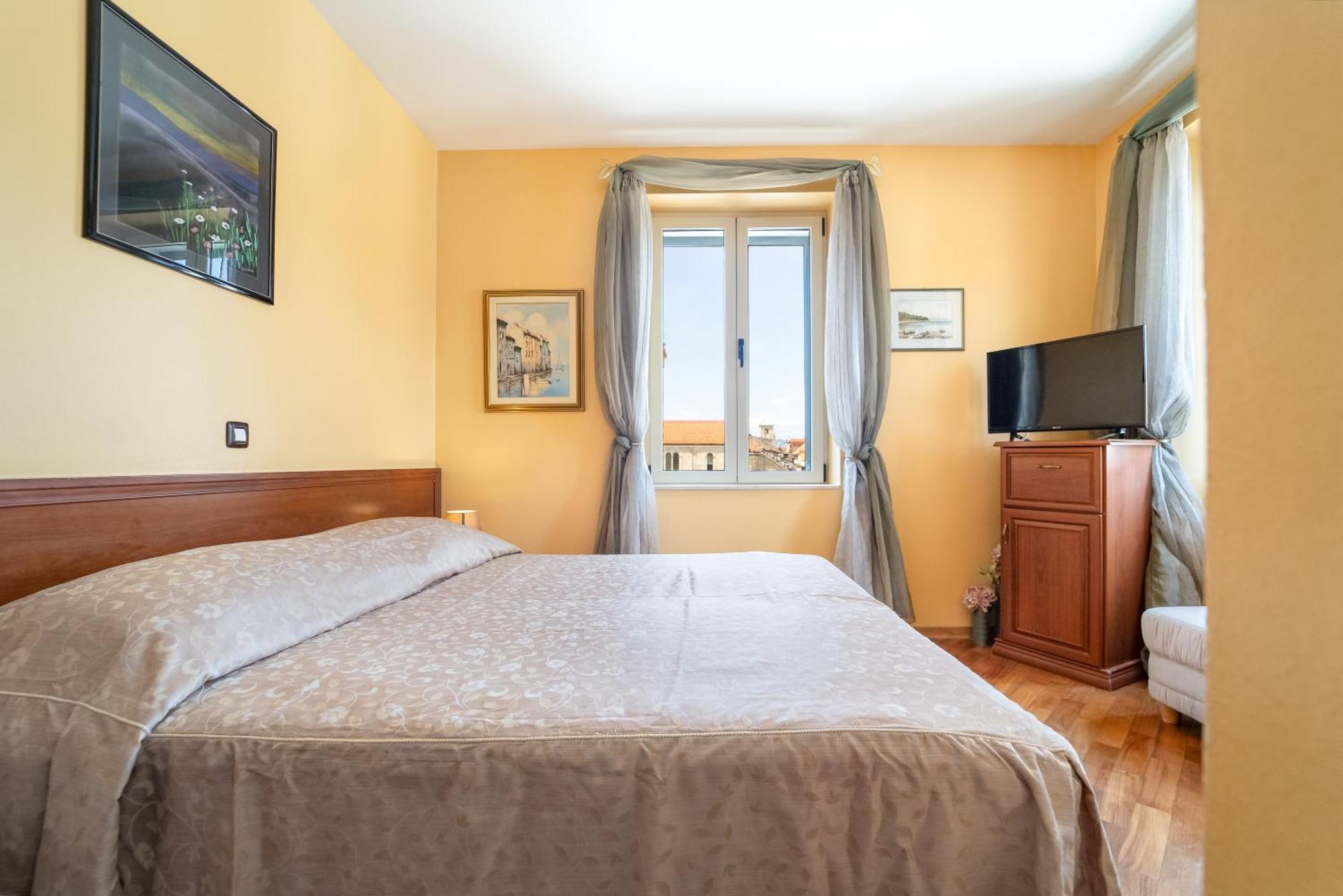 Peristil Hotel Split