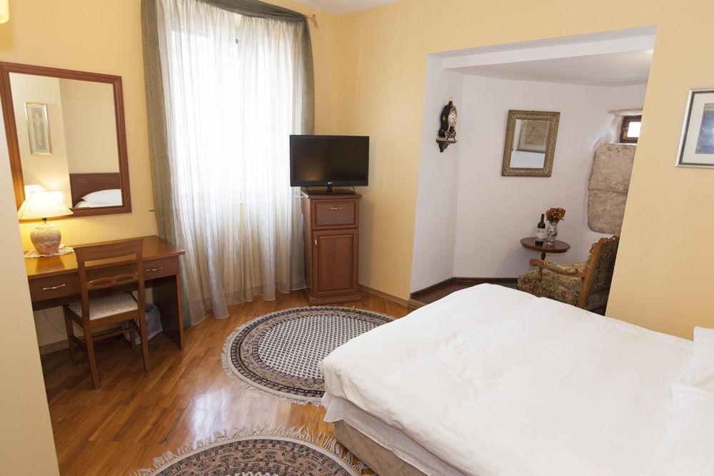 Peristil Hotell