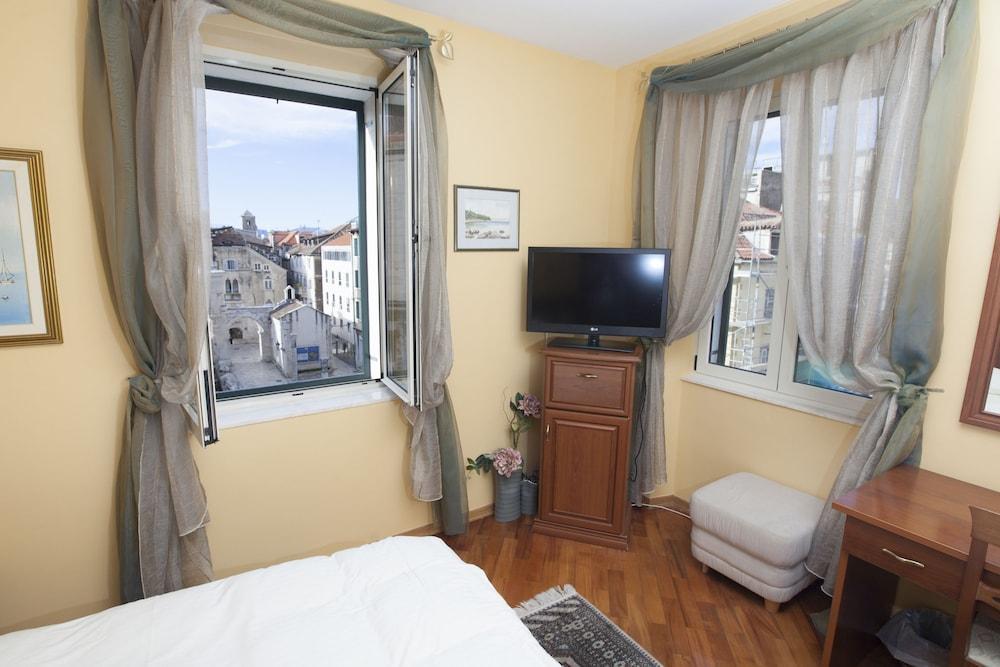 Peristil Hotell