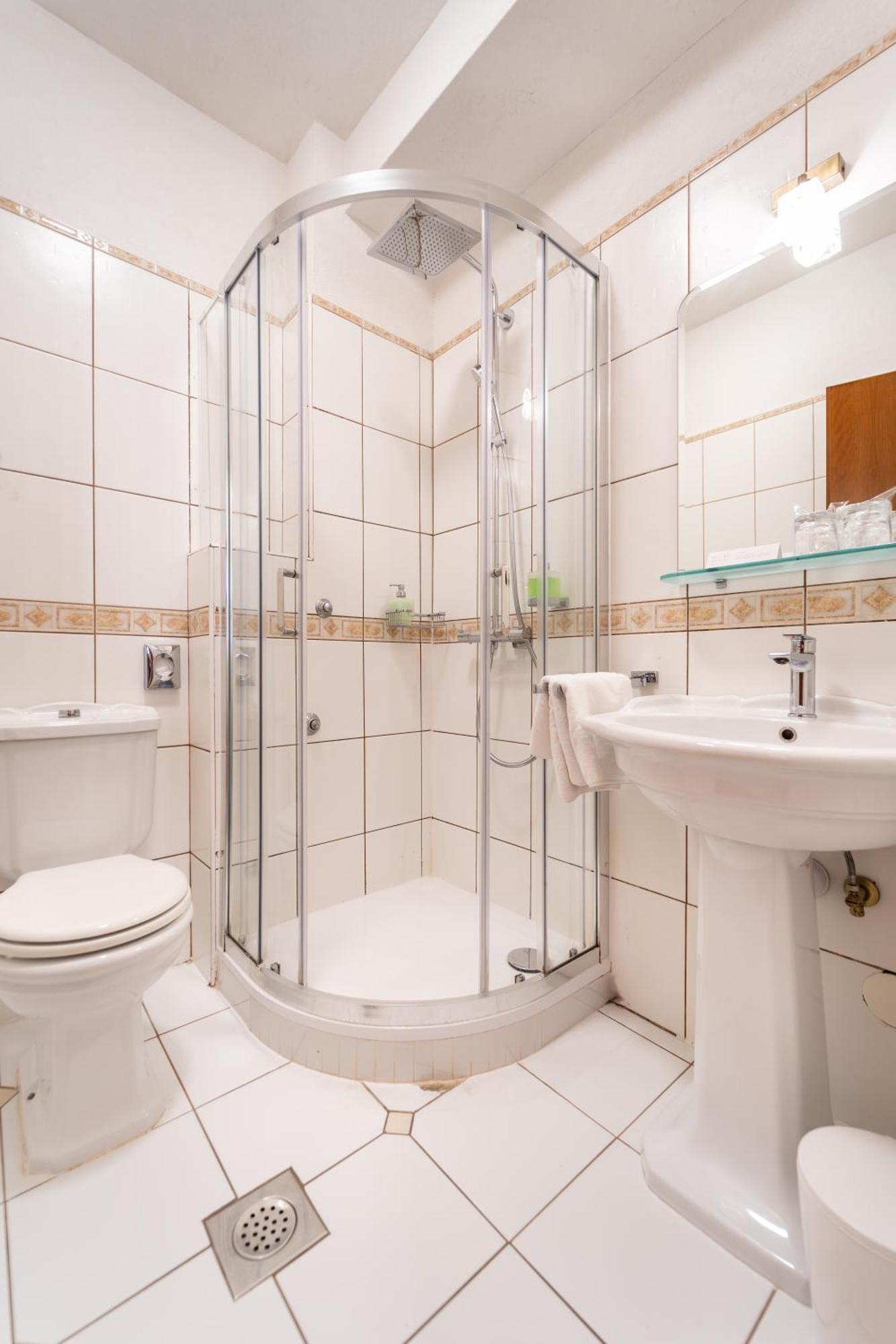 Hotel Peristil 3*